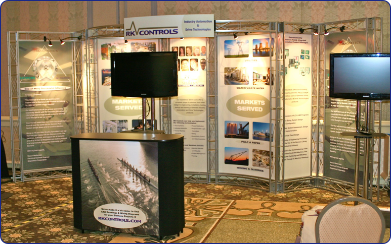 RK Controls rented this Bayview for a private Siemens Show in the Long Beach Hilton in '09. They purchased the re- useable Graphic Package C and filled their walls with info! Xibits had no trouble dealing with their after late evening 3 hour load-in and load out schedule.